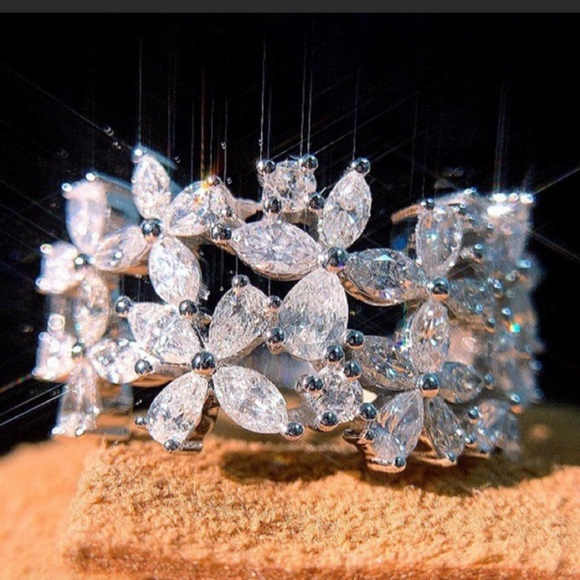 Neiman Marcus Jewelry - 3kt. Moissante Marquis & 14k white gold Vermiel Ring